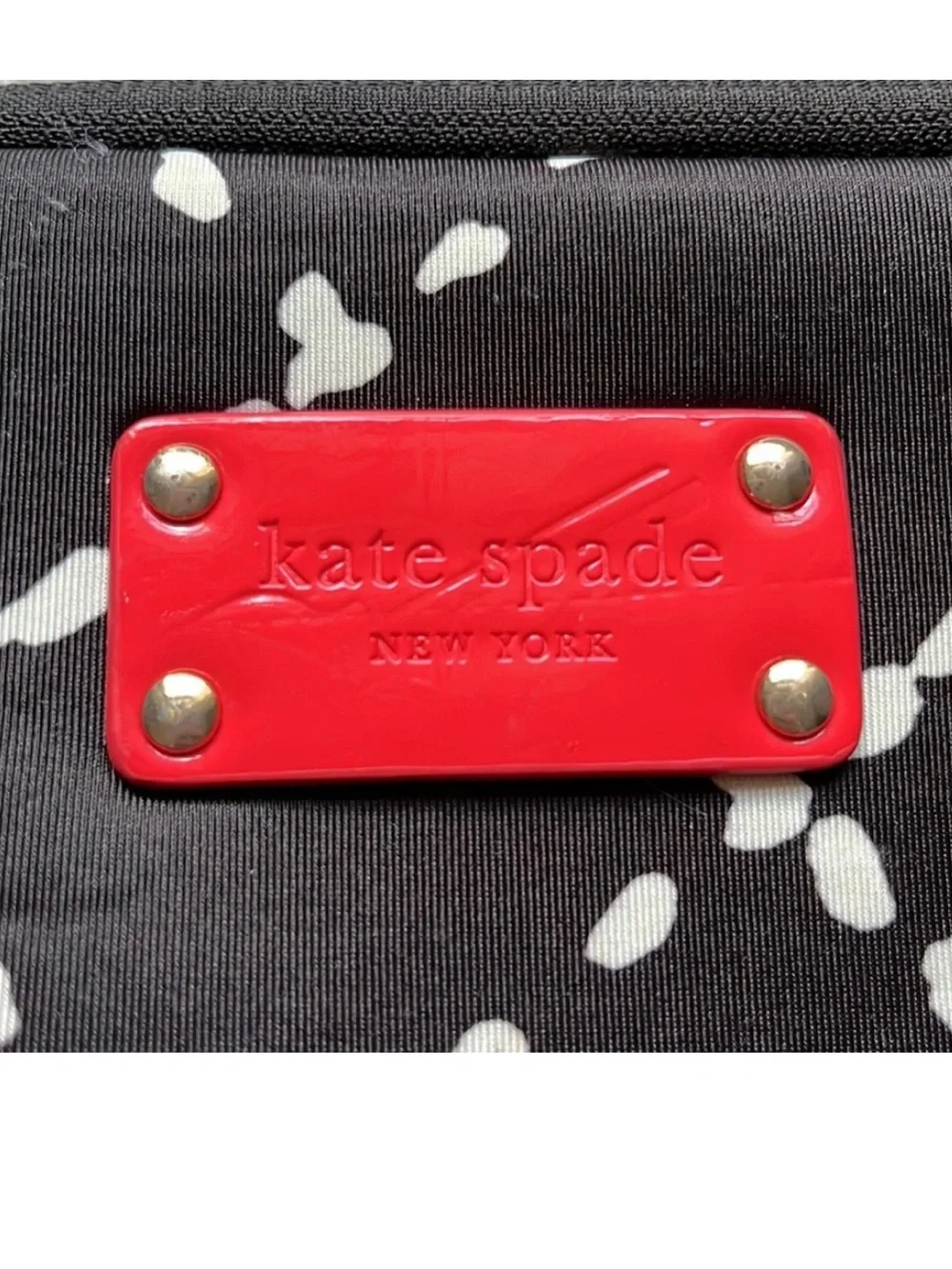 Kate Spade ♠️ black & white neoprene padded tablet case